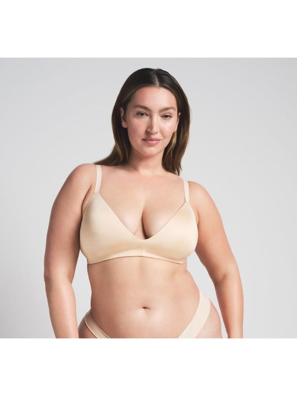 NWT SKIMS WIRELESS FORM T-SHIRT BRA SAND - 34C